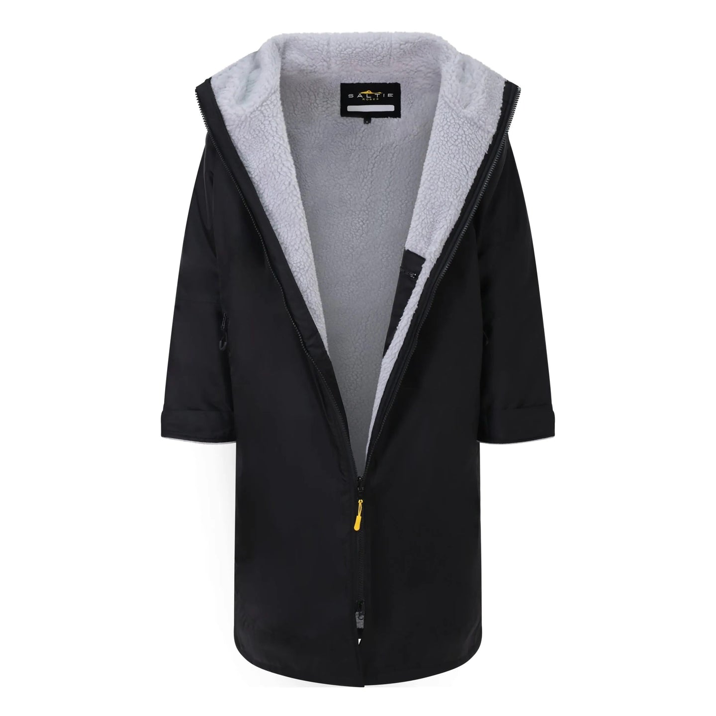 SALTIE Changing Robe in grey, weather resistant, perfect for changing on the beach and made using 100% recycled materials. The SALTIE changing robe is designed keep you warm and dry during your sea swim, beach walks and all of your outdoor adventures.